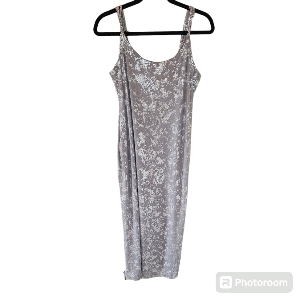 No Comment gray and silver sleeveless dress. Adjustable straps. Size 1X